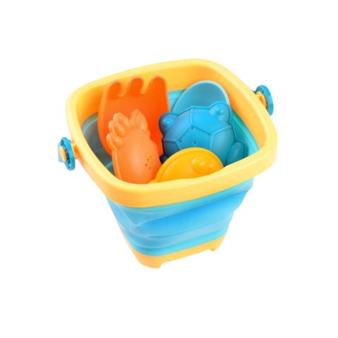BATH TOYS