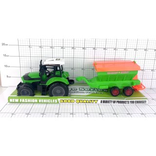 TRAKTOR Z PRZYCZEPĄ POD KLOSZEM