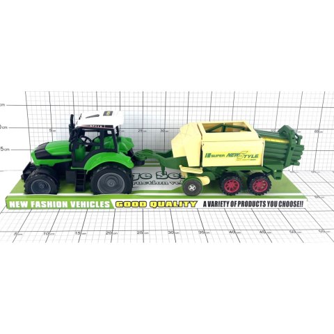 TRAKTOR Z PRZYCZEPĄ POD KLOSZEM TRAKTOR Z PRZYCZEPĄ POD KLOSZEM