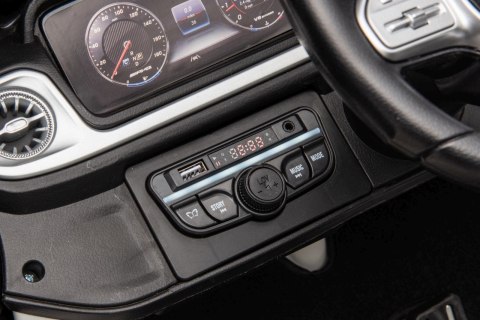 Pojazd Mercedes Benz G63 AMG XXL STRONG Biały Pojazd Mercedes Benz G63 AMG XXL STRONG Biały