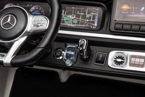 Pojazd Mercedes Benz G63 AMG XXL STRONG Biały Pojazd Mercedes Benz G63 AMG XXL STRONG Biały