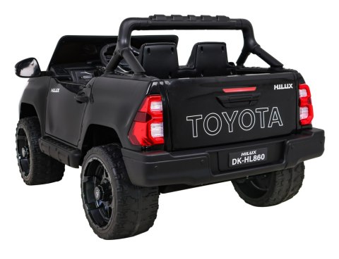 Toyota Hilux na akumulator dla dzieci Czarny + Napęd 4x4 + Pilot + 2 bagażniki + Radio MP3 + LED Toyota Hilux na akumulator dla dzieci Czarny + Napęd 4x4 + Pilot + 2 bagażniki + Radio MP3 + LED