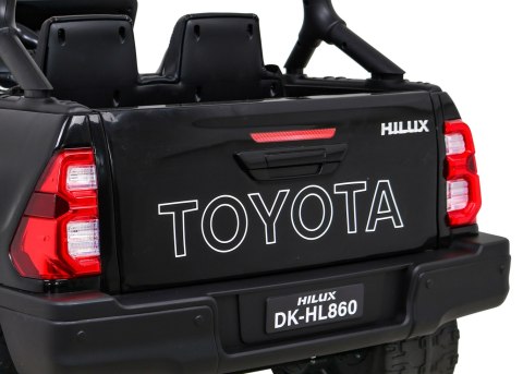 Toyota Hilux na akumulator dla dzieci Czarny + Napęd 4x4 + Pilot + 2 bagażniki + Radio MP3 + LED Toyota Hilux na akumulator dla dzieci Czarny + Napęd 4x4 + Pilot + 2 bagażniki + Radio MP3 + LED
