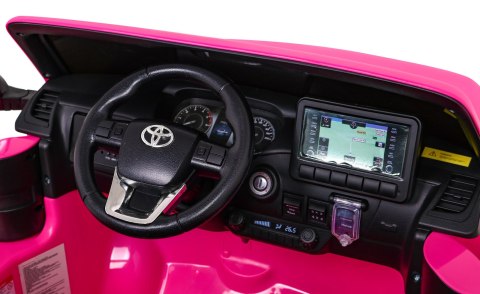 Toyota Hilux na akumulator dla dzieci Różowy + Napęd 4x4 + Pilot + 2 bagażniki + Radio MP3 + LED Toyota Hilux na akumulator dla dzieci Różowy + Napęd 4x4 + Pilot + 2 bagażniki + Radio MP3 + LED