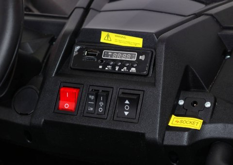 Auto Na Akumulator Buggy ATV Racing Biały Napęd 4x4 Pilot MP3 LED EVA