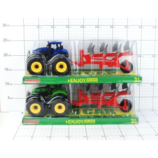 TRAKTOR Z PRZYCZEPĄ POD KLOSZEM