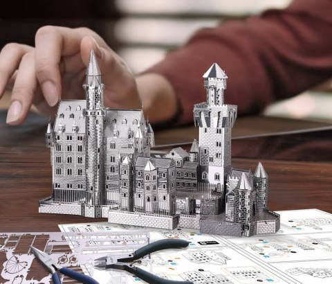 Piececool Puzzle Metalowe Model 3D - Zamek Neuschwanstein Piececool Puzzle Metalowe Model 3D - Zamek Neuschwanstein