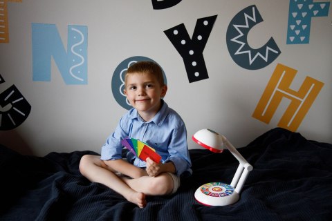 LISCIANI HI TECH MOJA LAMPKA EDUKACYJNA LISCIANI HI TECH MOJA LAMPKA EDUKACYJNA